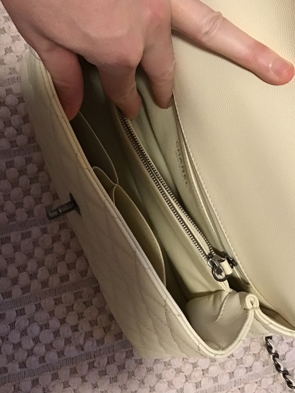 CHANEL Cream Quilted Top-Handle Satchel with Bordeaux Handle - Picture 6 of 9